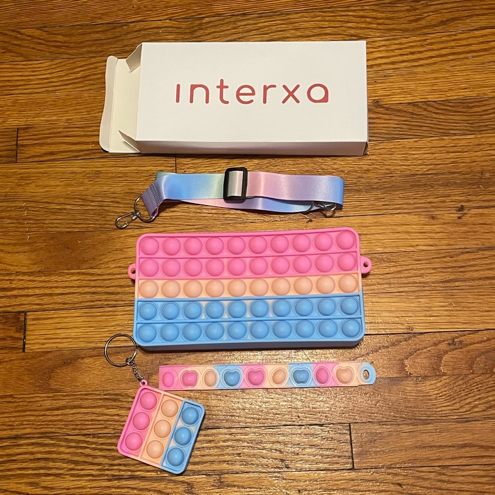 NIB Pop It Purse 8.5in X 4in X 1.25in